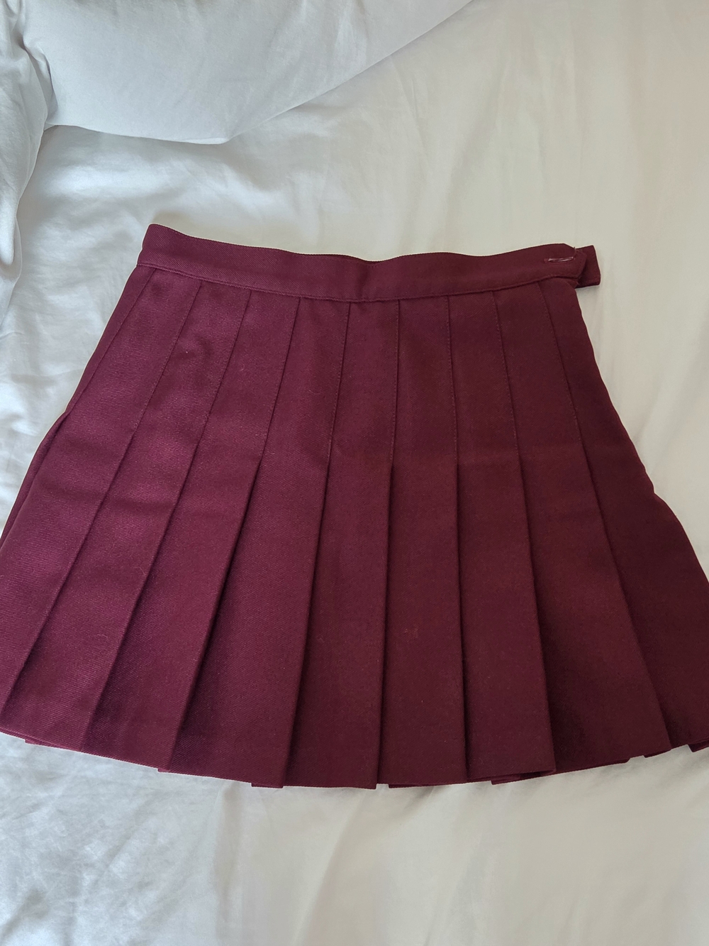 American Apparel Pleated Mini Skirt in Burgundy